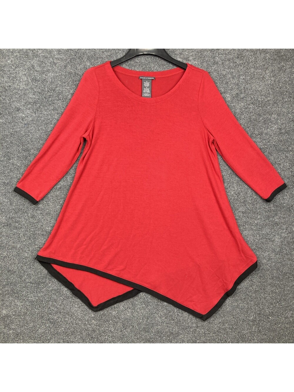 Chelsea & Theodore Womens Medium Black & Red Asymmetrical Hem Long Sweater